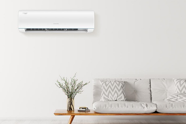 美的空调柜机开机显示E8